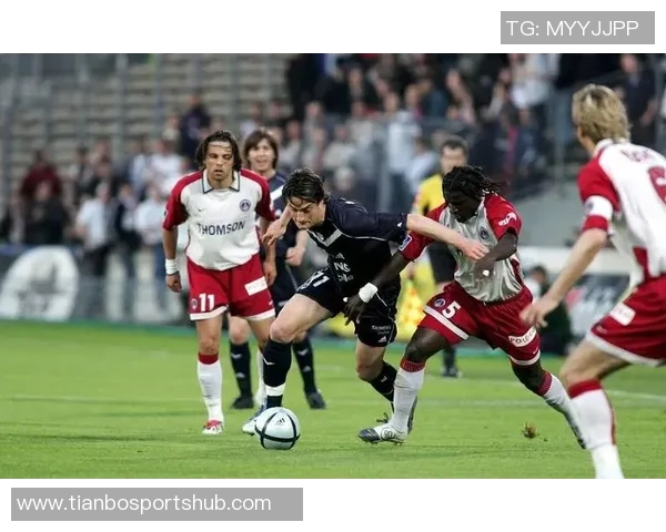 多特蒙德关注年轻天才德凯特与菲林力争未来锋线新星